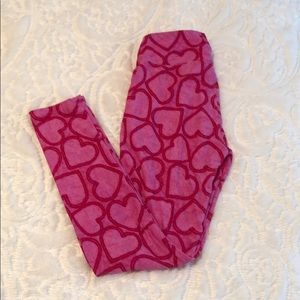 LuLaRoe One Size Valentine’s Day Leggings